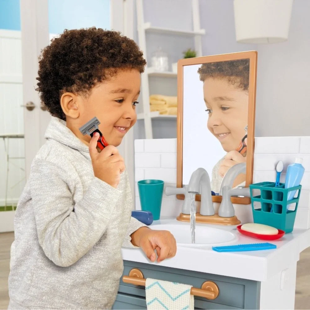 Little tikes first sink - Picture 3 of 5